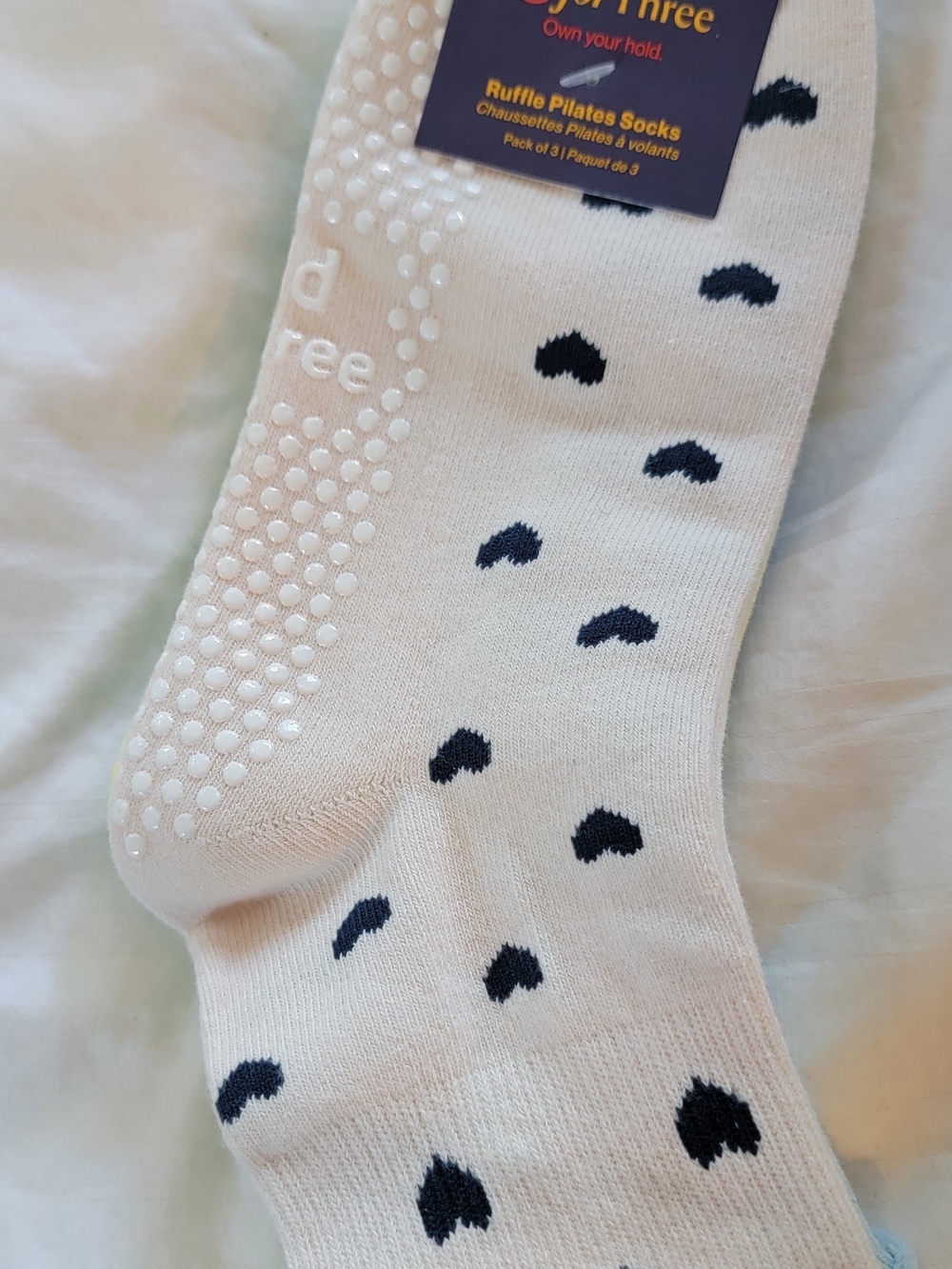 Ruffle Pilates Non-Slip Ankle Socks - White with Black Heart Dots